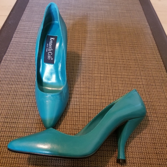 KENNETH COLE Teal Leather Heels (Size 6B) - Picture 7 of 14